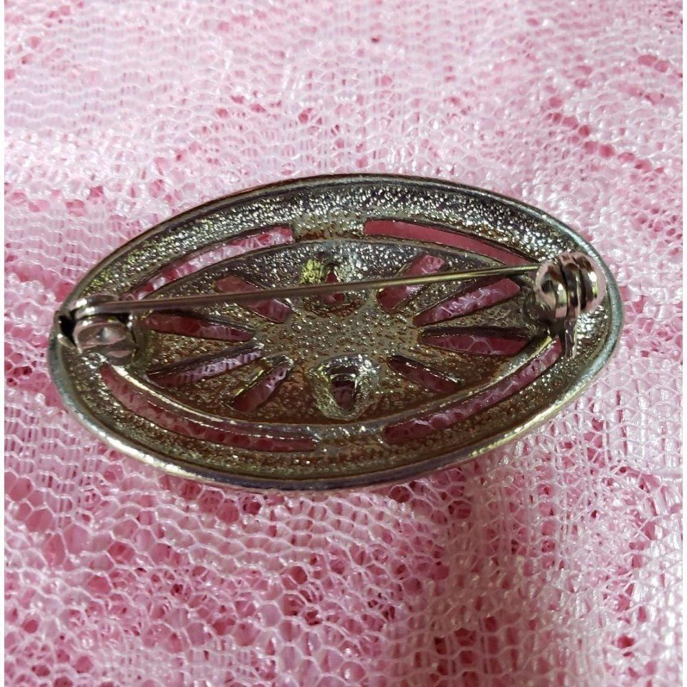 Vintage Oval Costume Jewelry Pin - Picture 3 of 3